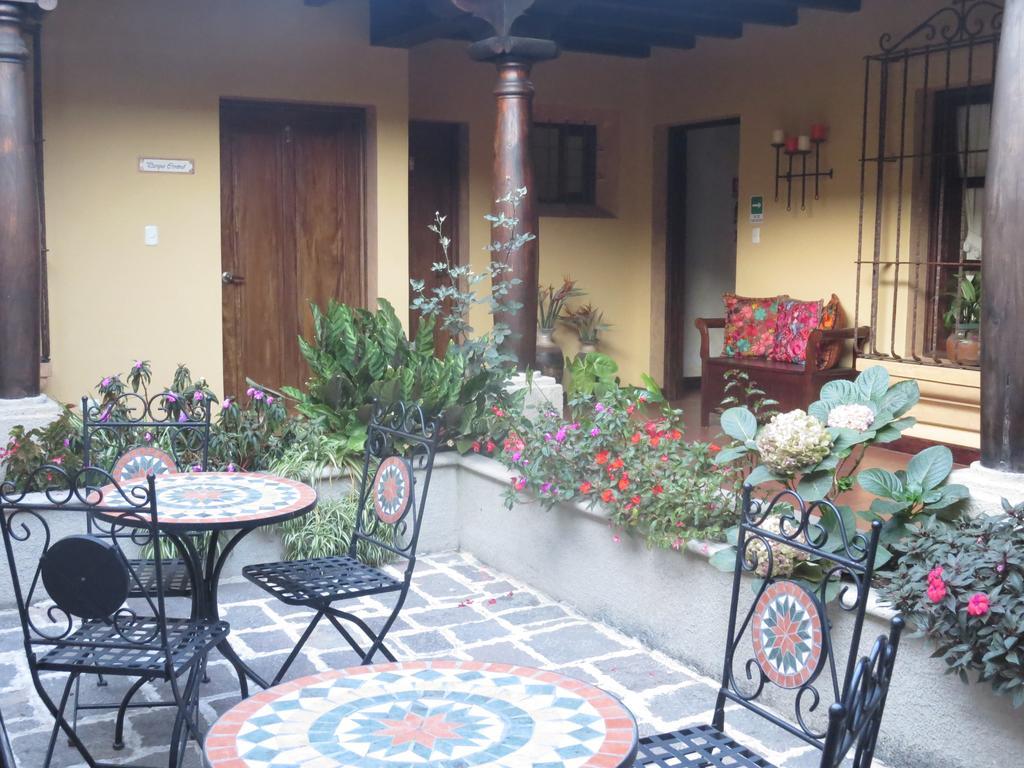 Casa Buena Vista Hotel Antigua Bagian luar foto