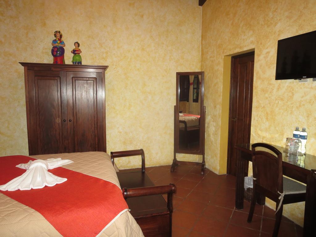 Casa Buena Vista Hotel Antigua Bagian luar foto